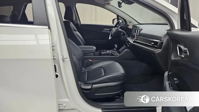 Kia Sportage 5th Generation 2021 Белый из Кореи, фото 2