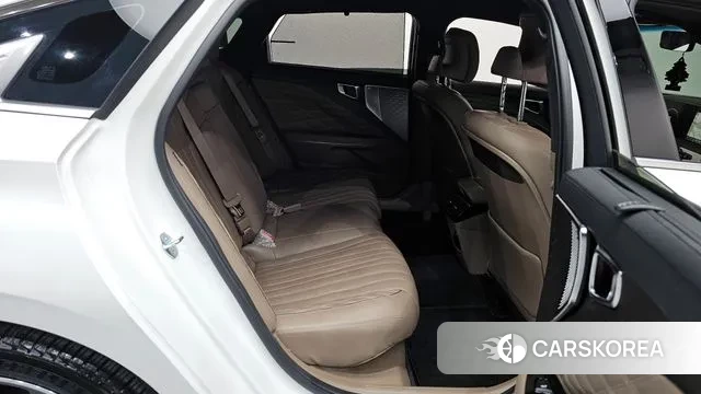 Kia K8 Hybrid 2022 Белый из Кореи, фото 2