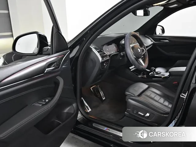 BMW X3 (G01) 2022 Черный из Кореи, фото 2