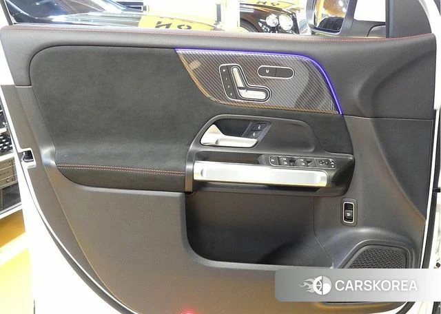 Mercedes-Benz GLB-Class X247 2024 Белый из Кореи, фото 2