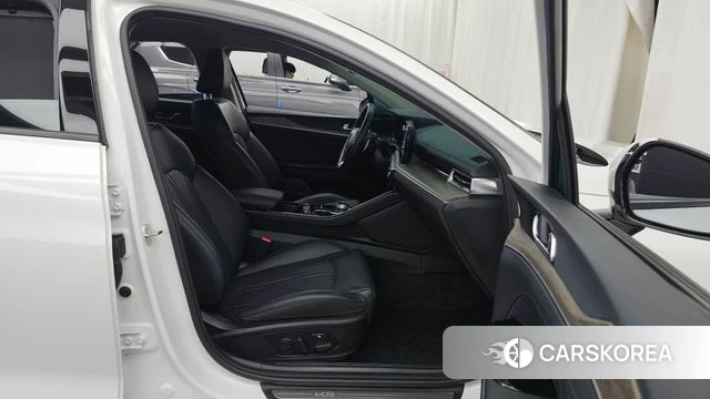 Kia K5 3rd generation 2023 Белый из Кореи, фото 2