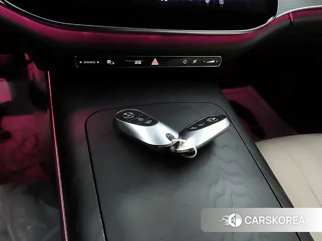 Mercedes-Benz E-Class W214 2024 Белый из Кореи, фото 2