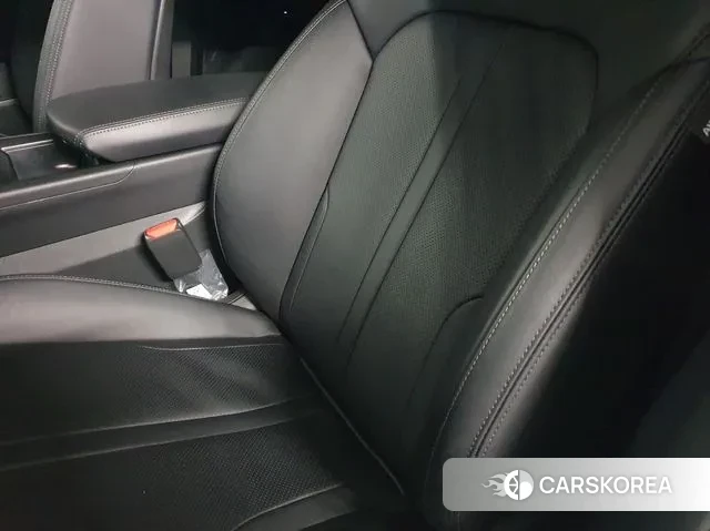 Kia The New K5 3rd generation 2025 Черный из Кореи, фото 2