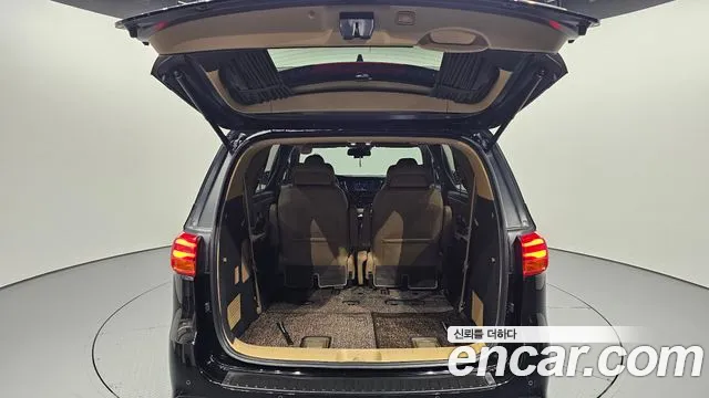 Kia The New Carnival 2019 Черный из Кореи, фото 2