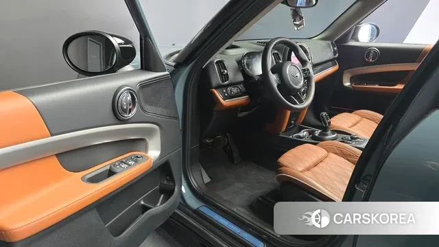 Mini Cooper S Countryman 2023 Небесно-голубой из Кореи, фото 2