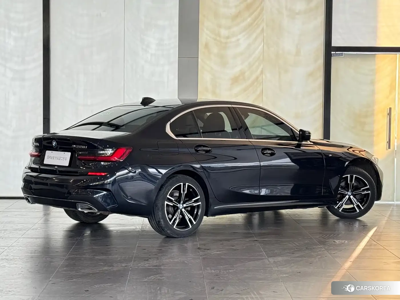 BMW 3 series 2022 Черный из Китая, фото 2