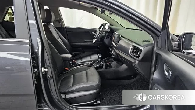 Kia Stonic 2020 Серый из Кореи, фото 2