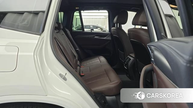 BMW X3 (G01) 2024 Белый из Кореи, фото 2