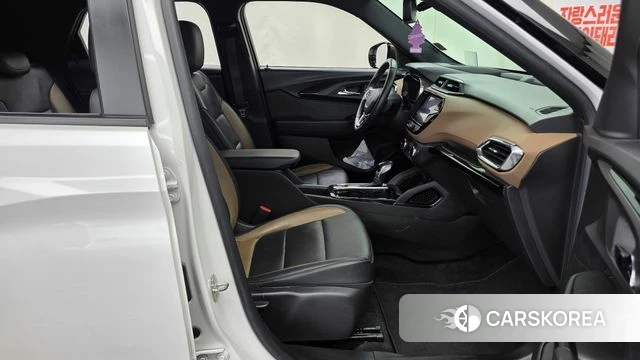 Chevrolet (GM Daewoo) Trailblazer 2021 Белый из Кореи, фото 2