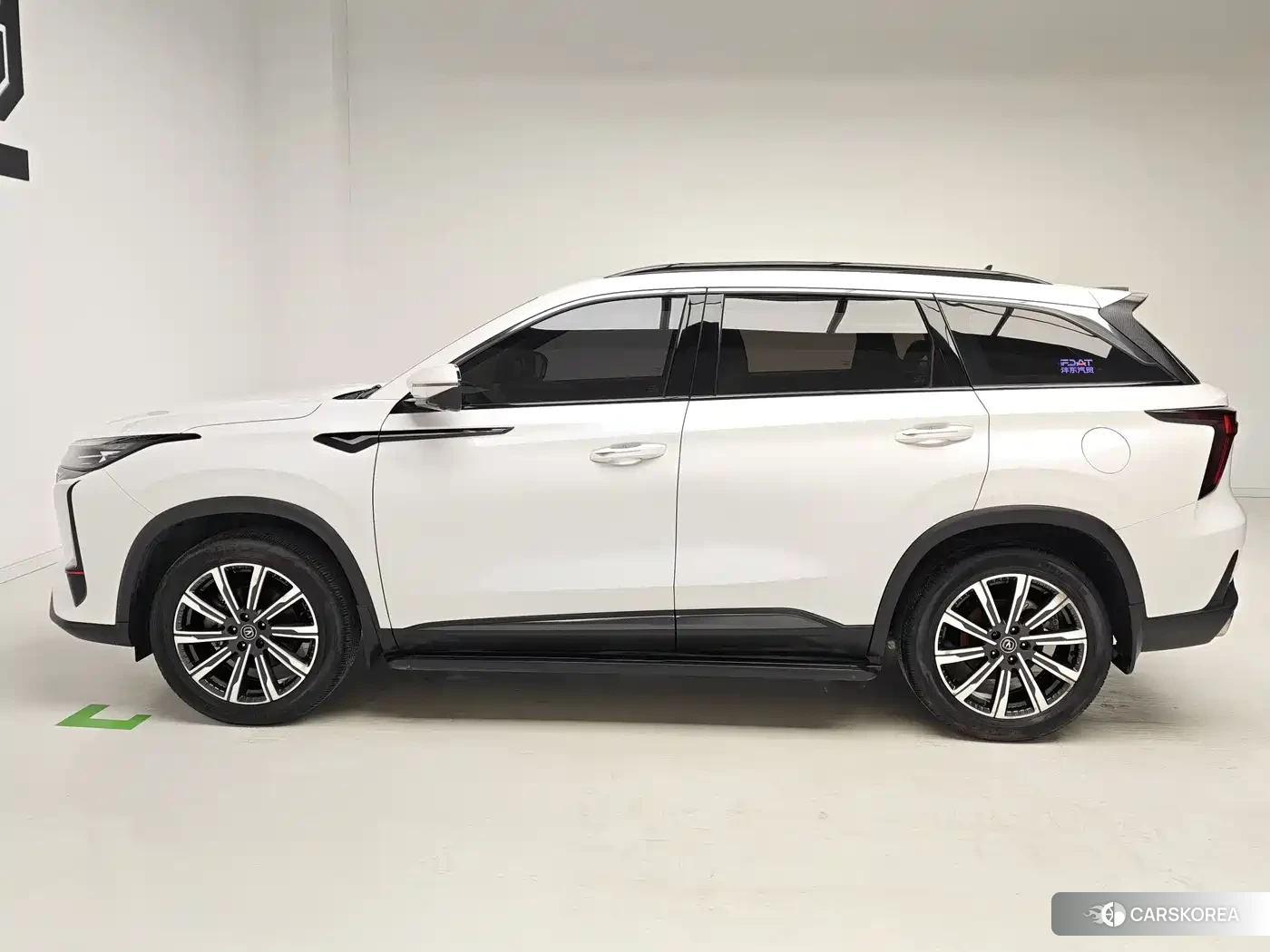 Chang'an CS75PLUS 2022 Белый из Китая, фото 2