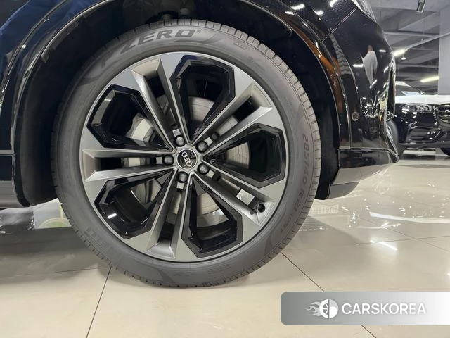 Audi Q7 (4M) 2026 Черный из Кореи, фото 2