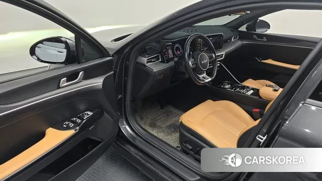 Kia K5 3rd generation 2023 Серый из Кореи, фото 2