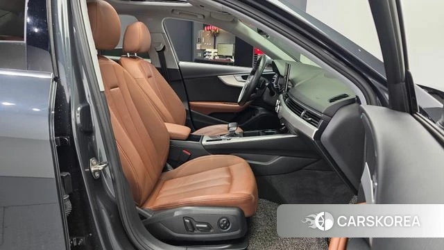 Audi A4 (B9) 2021 Серый из Кореи, фото 2