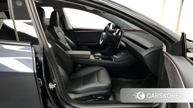 Tesla Model 3 2024 Серый из Кореи, фото 2