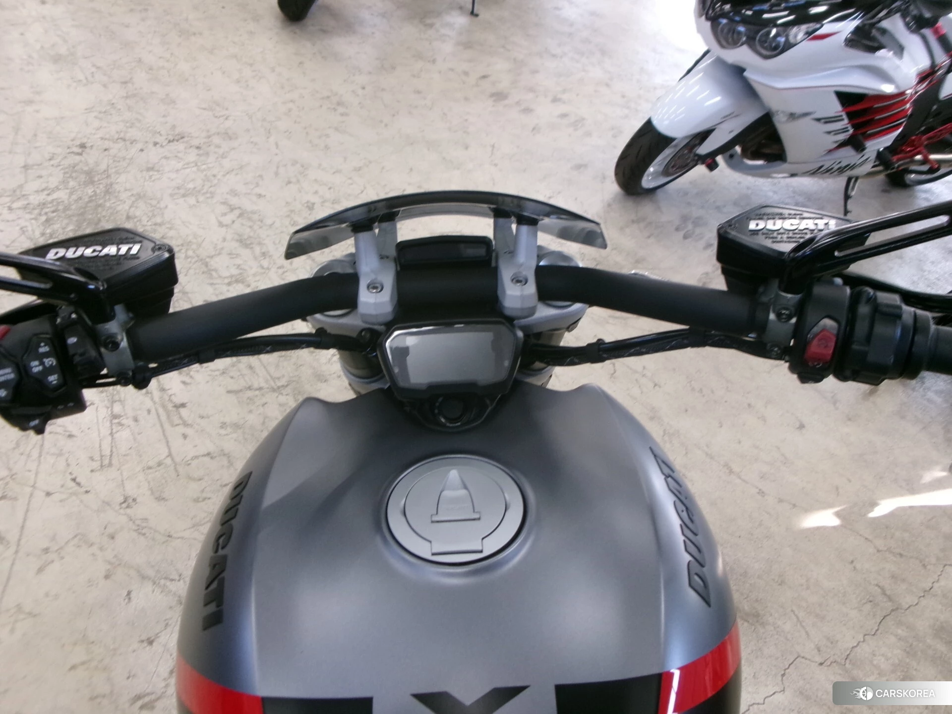 Проданный Ducati X DIAVEL 2021 из Японии, фото 4