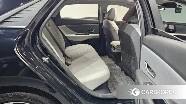 Hyundai Avante Hybrid (CN7) 2021 Черный из Кореи, фото 2