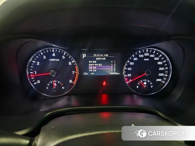 Kia The New K3 2nd generation 2023 Белый из Кореи, фото 2