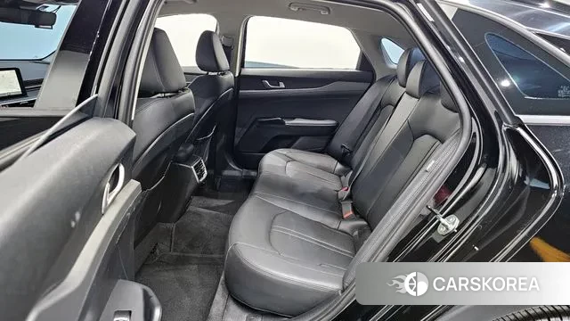 Kia The New K5 3rd generation 2023 Белый из Кореи, фото 2