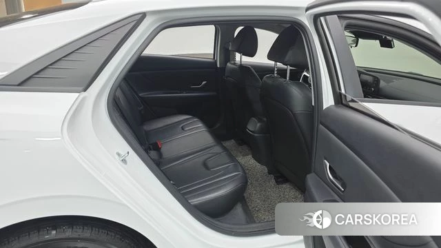 Hyundai Avante (CN7) 2022 Белый из Кореи, фото 2