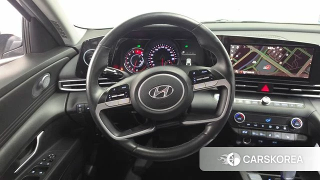 Hyundai Avante (CN7) 2021 Серебристо-серый из Кореи, фото 2