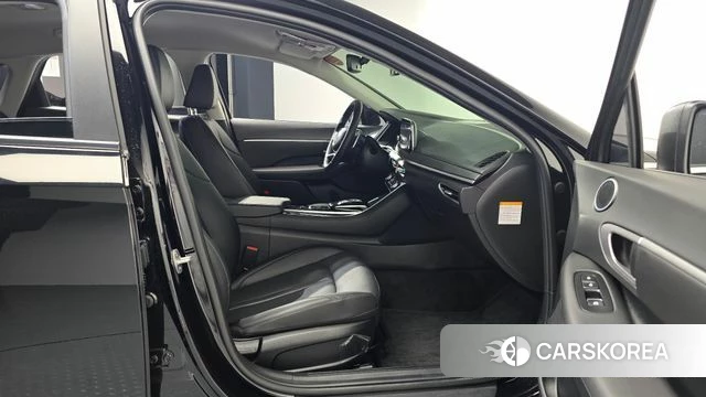 Hyundai Sonata Hybrid (DN8) 2022 Черный из Кореи, фото 2