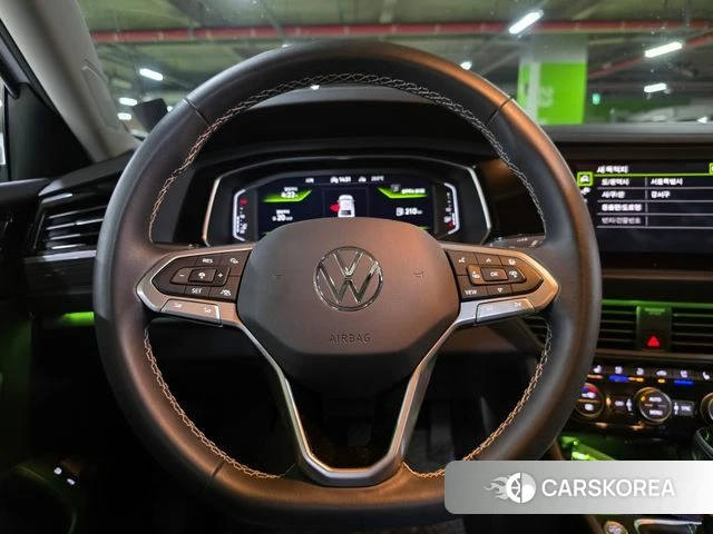 Volkswagen 7th Generation of Jetta 2022 Белый из Кореи, фото 2