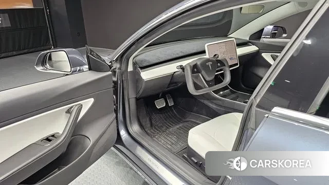 Tesla Model 3 2020 Серый из Кореи, фото 2