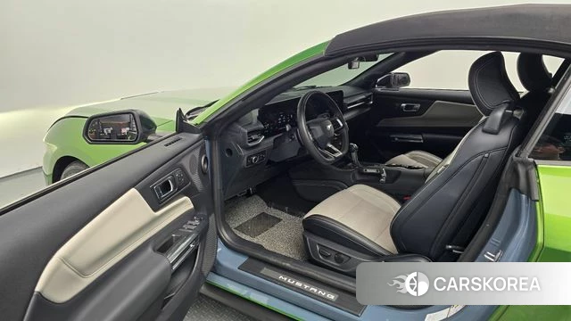 Ford Mustang 7th Generation 2024 Светло-зеленый из Кореи, фото 2