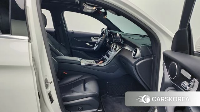 Mercedes-Benz GLC-Class X253 2020 Белый из Кореи, фото 2