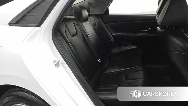 Hyundai Avante (CN7) 2021 Белый из Кореи, фото 2