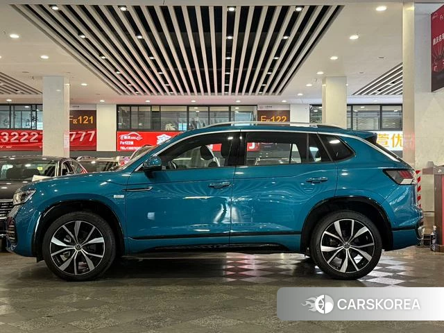 Volkswagen Tanyue 2022 Синий из Китая, фото 2