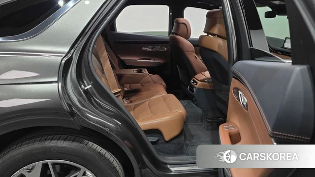 Genesis GV70 2023 Серый из Кореи, фото 2