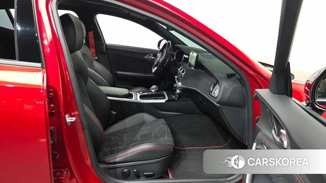 Kia Stinger Meister 2023 Красный из Кореи, фото 2