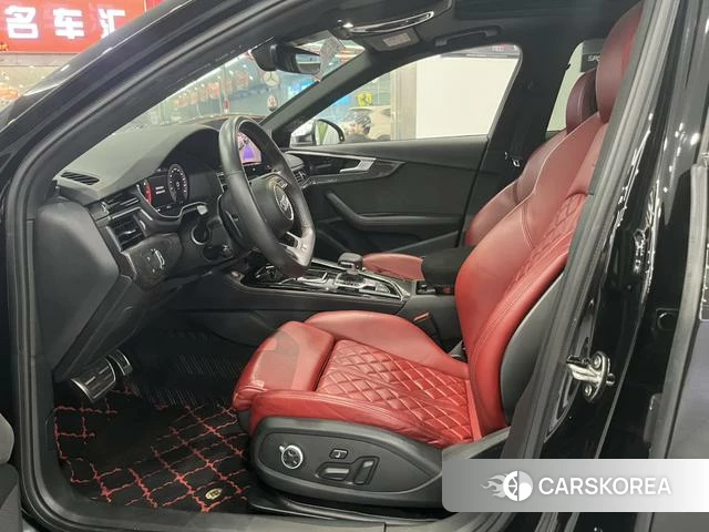 Audi S4 2021 Черный из Китая, фото 2
