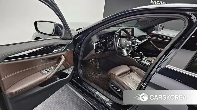 BMW 5 Series (G30) 2021 Синий из Кореи, фото 2