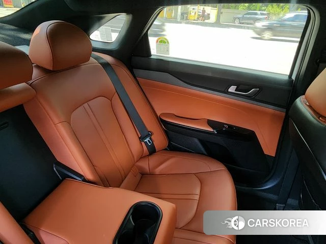 Kia The New K5 Hybrid 3rd generation 2024 Белый из Кореи, фото 2