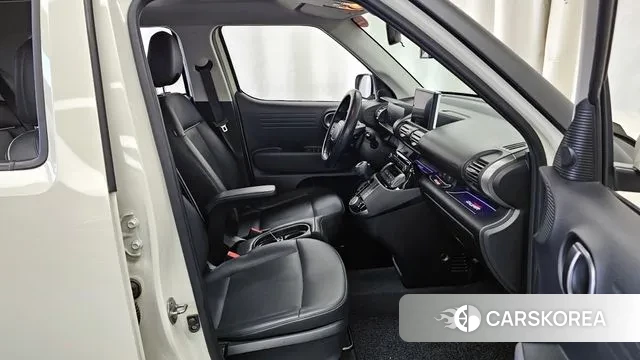 Hyundai Casper 2023 Белый из Кореи, фото 2