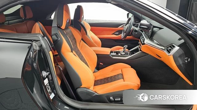 BMW M4 (G82) 2023 Черный из Кореи, фото 2