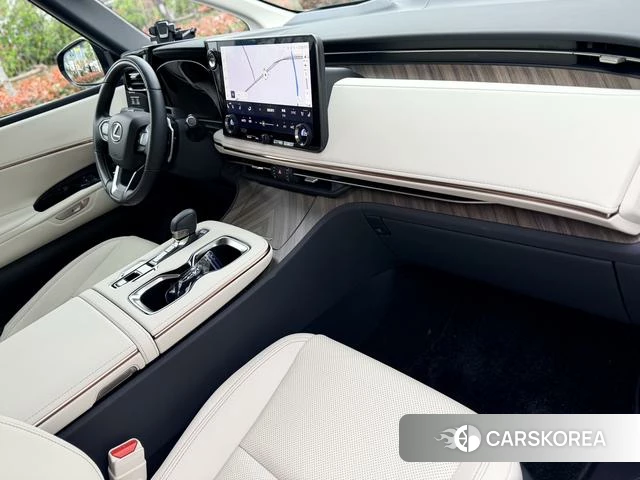 Lexus LM 2024 Черный из Китая, фото 2
