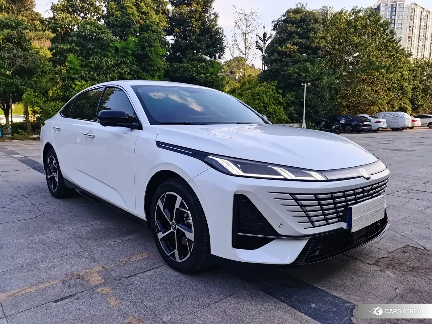 Chang'an Yidong 2025 Белый из Китая, фото 2