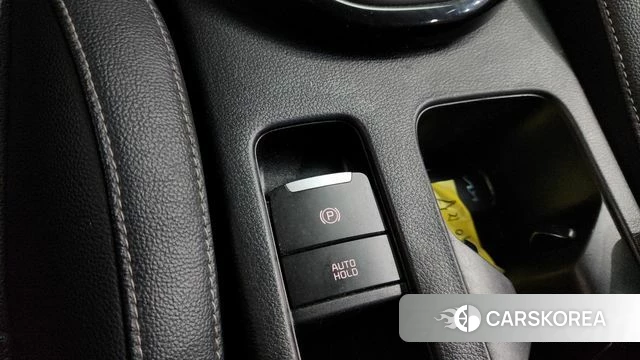 Kia The New K3 2nd generation 2021 Белый из Кореи, фото 2