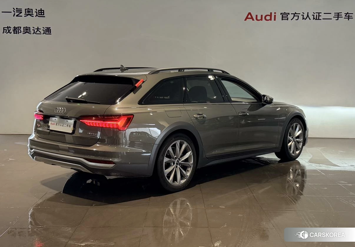 Audi A6 (import) 2023 Темно-серый из Китая, фото 2