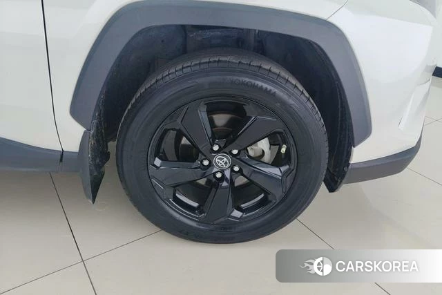 Toyota RAV4 Rongfang 2021 Белый из Китая, фото 2