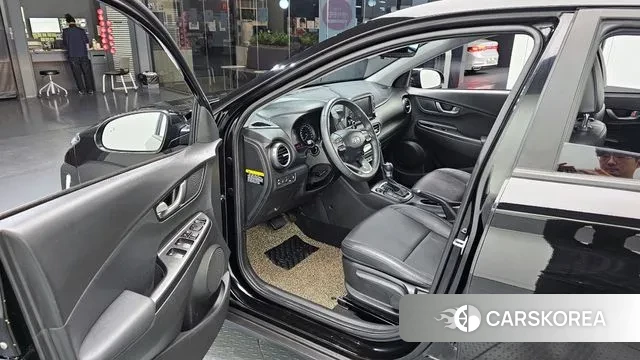 Hyundai Kona 2019 Черный из Кореи, фото 2