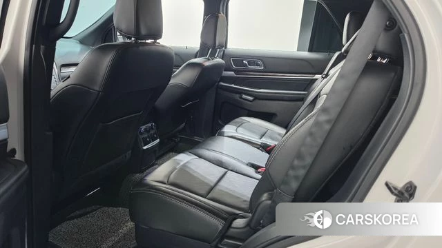 Ford Explorer 2018 Белый из Кореи, фото 2