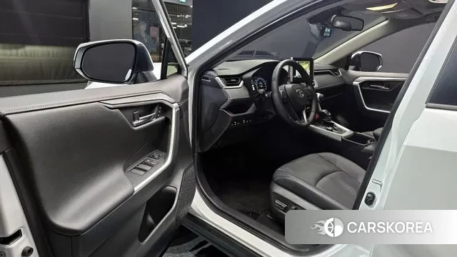 Toyota RAV4 5th Generation 2025 Белый из Кореи, фото 2