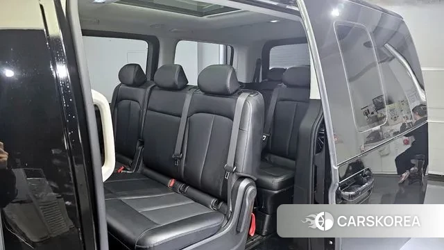 Hyundai Staria 2022 Черный из Кореи, фото 2