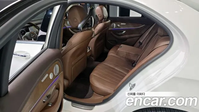 Mercedes-Benz E-Class W213 2018 Белый из Кореи, фото 2