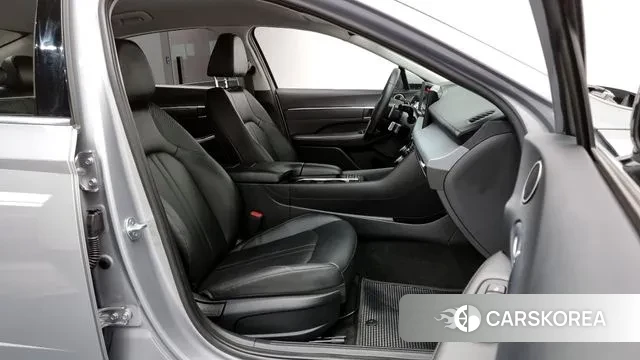 Hyundai Sonata D Edge (DN8) 2024 Серебряный из Кореи, фото 2