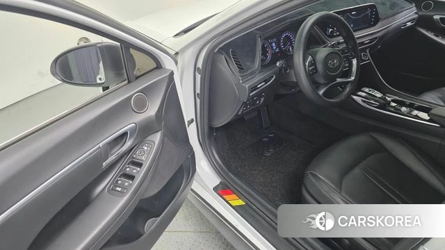 Hyundai Sonata (DN8) 2021 Белый из Кореи, фото 2